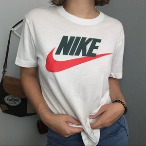 Nike tee